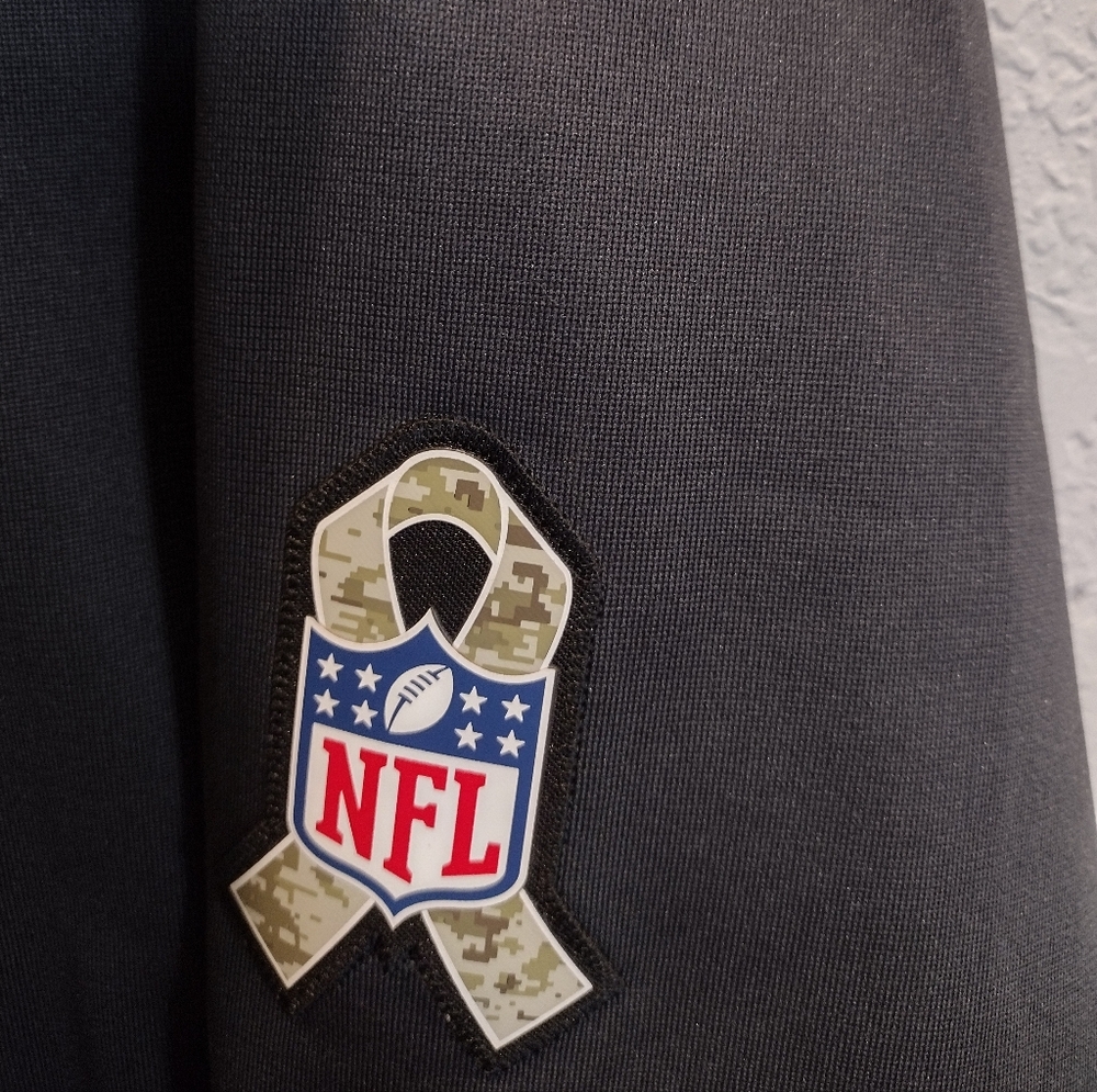 SALUTE TO SERVICE jersey (Amari Cooper) - Picture 4 of 5